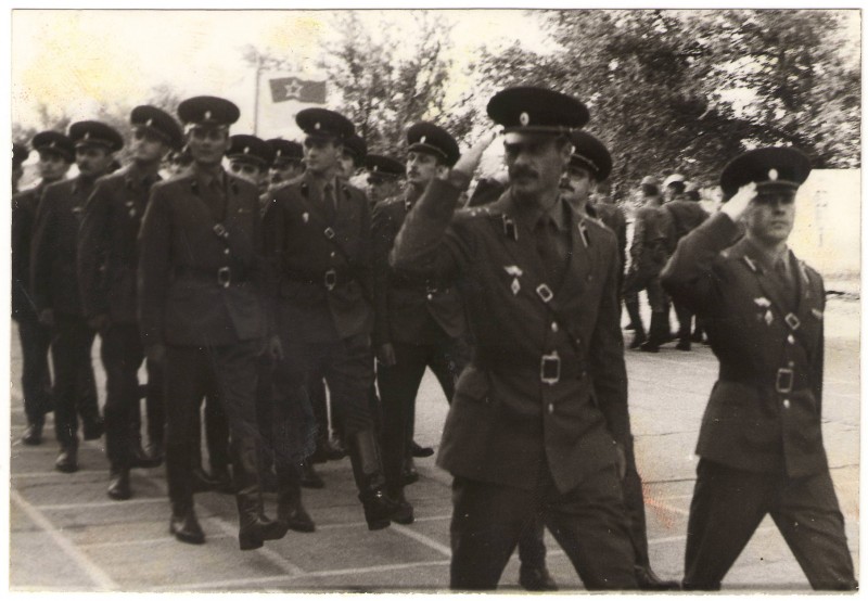 Торжественный марш 1987г офицеры и прапорщики