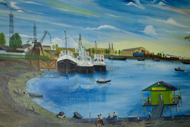 До 1959 года процветающий портовый город Аральск, на картине в акимате (администрация города)